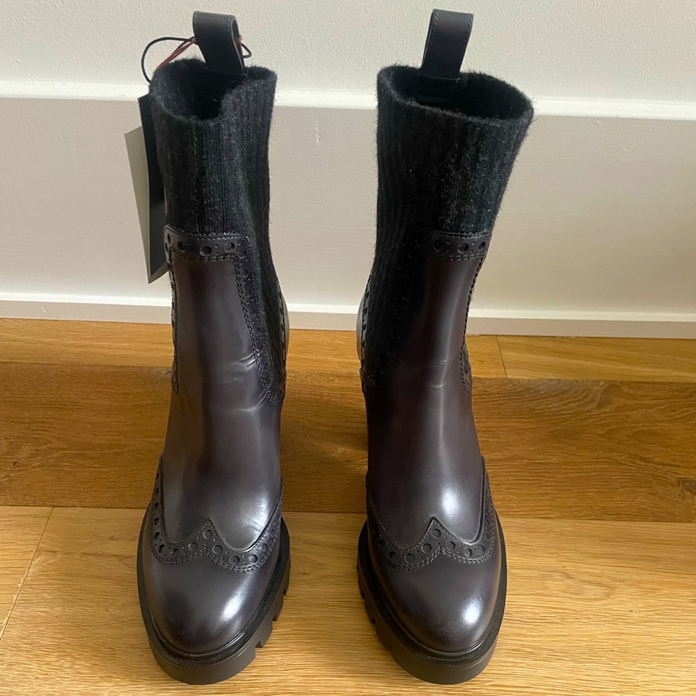 Santoni sock style boot